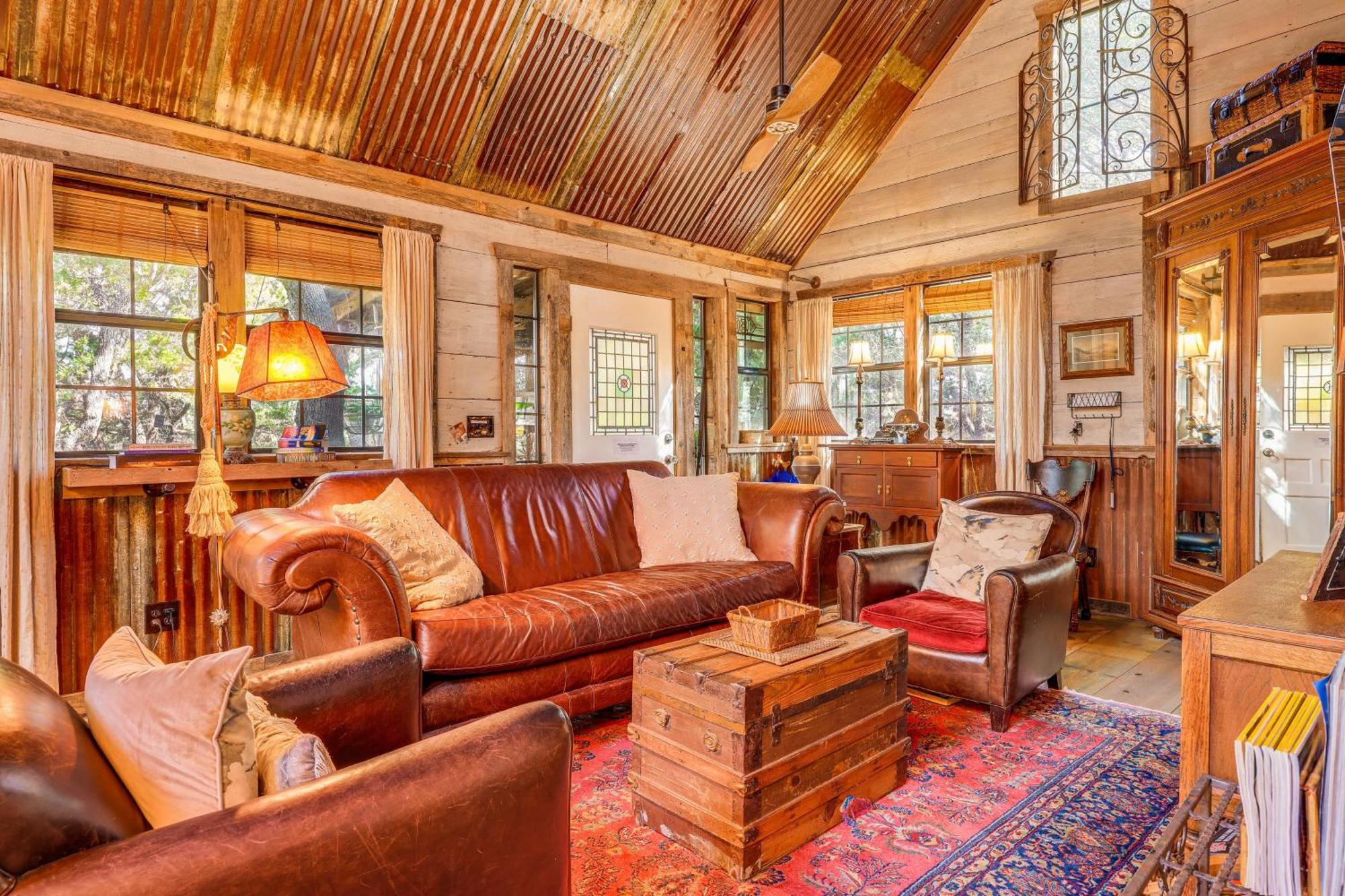Pet-Friendly Wimberley Cabin With Fire Pit And Hot Tub Kültér fotó